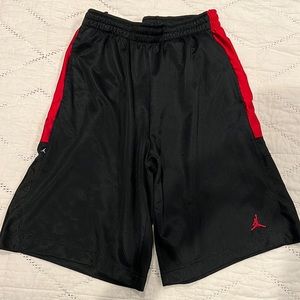 Mens basketball shorts